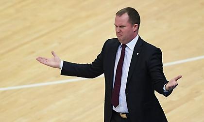 Ανανέωσε τον προπονητή της η Πάρμα Περμ