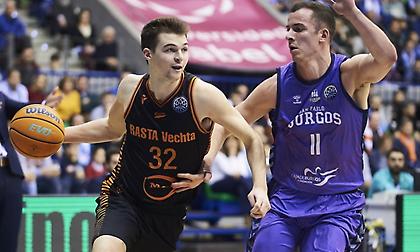 Κοντά στη Ζαλγκίρις ο Βαστούρια