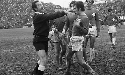 Όταν ο Φυλακούρης… αμόλησε κόκορα στο γήπεδο για να «πικάρει» τον Ολυμπιακό