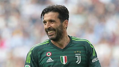 Συνεχίζει για έναν ακόμη χρόνο ο Μπουφόν!