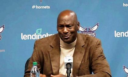 «Ο Τζόρνταν δεν πήγε στον Λευκό Οίκο το ’91 γιατί… τζόγαρε στο γκολφ!»