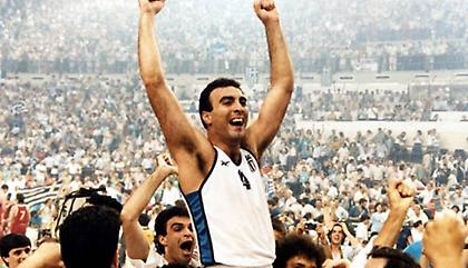 «Έπιασε» 8.500 ευρώ φανέλα του Γκάλη από το 1987 σε δημοπρασία