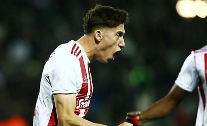 Top όνομα του Ολυμπιακού ήθελε σαν τρελή η Στουτγάρδη