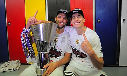 Σκέφτονται να παίξουν και τη νέα σεζόν οι Ρέγες και Κάρολ!