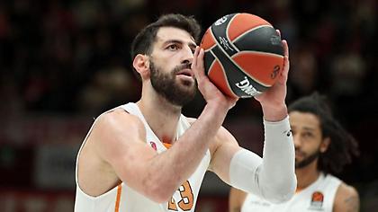 Σενγκέλια: «Είμαστε ικανοποιημένοι με το ποσοστό μείωσης των μισθών»