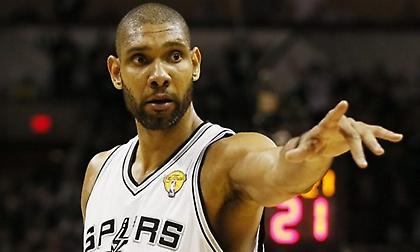 NBA: Όταν ο σπουδαίος Τιμ Ντάνκαν αναδείχθηκε κορυφαίος Rookie της σεζόν! (video)