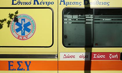 Μωρό έπεσε από το μπαλκόνι πρώτου ορόφου στη Μυρτιά
