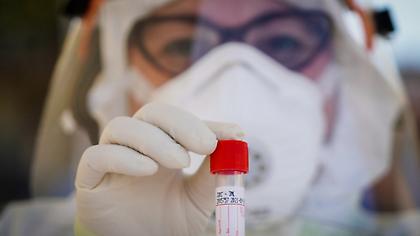 Ρεμδεσιβίρη: Ποιο το ελπιδοφόρο φάρμακο που ανέφερε ο Φάουτσι μιλώντας για την Ελλάδα