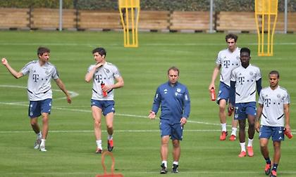 Πιέζει για επανεκκίνηση η DFL, ξεκίνησε στους παίκτες τα τεστ για κορωνοϊό