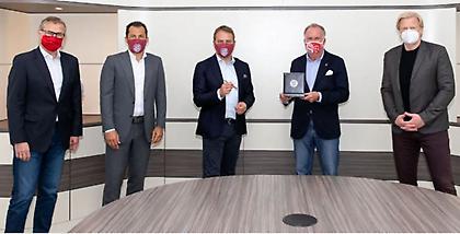 Υπέγραψε το νέο του συμβόλαιο ο Φλικ