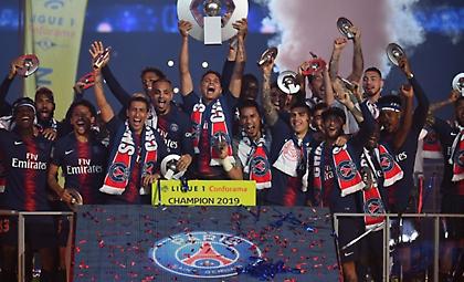 Επίσημο: Πρωταθλήτρια η Παρί, υποβιβασμός για Τουλούζ και Αμιάν, σε «θαύμα» ελπίζει η Λιόν