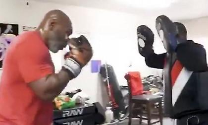 Το ...χει ακόμη ο Μάικ Τάισον (video)
