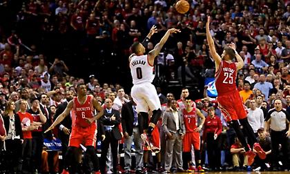 Σαν σήμερα το buzzer beater τρίποντο του Λίλαρντ που έστειλε τους Ρόκετς σπίτι τους! (video)