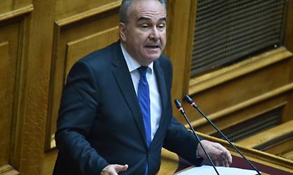 Παπαθανάσης: Ποια καταστήματα ανοίγουν από Δευτέρα και πώς λειτουργούν