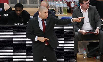 Προπονητής Νίμπουρκ: «Δεν μπορώ να μαντέψω τι θα γινόταν στη σειρά με την ΑΕΚ»