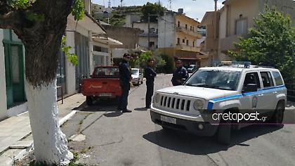 Ανώγεια: Σε κλίμα οδύνης η κηδεία Ξυλούρη- Βάφτισαν τον γιο του πριν την κηδεία (vid)