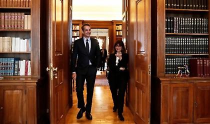 Στο Προεδρικό Μέγαρο στις 12 ο πρωθυπουργός