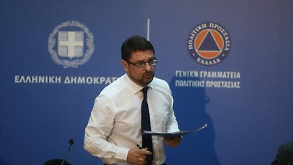 Χαρδαλιάς: Δεν υπάρχει απαγόρευση κυκλοφορίας από τις 12 π.μ. έως τις 6 π.μ.