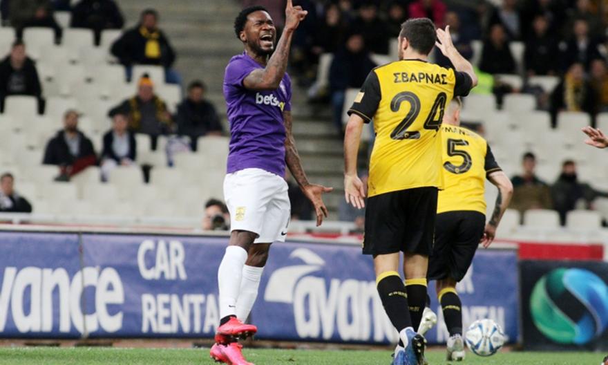 «Γαλατάσαραϊ και Φενέρμπαχτσέ θέλουν τον Ιντέγε»