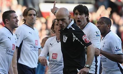 Γουέμπ: «Έδωσα λάθος πέναλτι υπέρ της Μαν. Γιουνάιτεντ. Ήλπιζα να το χάσει ο Ρονάλντο»