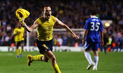 Επικό βίντεο: Ο Ινιέστα μιλά με τα παιδιά που «συνελήφθησαν» μετά το γκολ πρόκρισης με την Τσέλσι