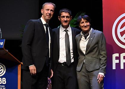 Συνεχίζει ως το 2021 στην εθνική Γαλλίας ο Κολέ