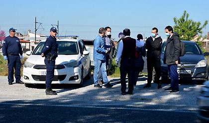 Κορωνοϊός: Θετικός συγγενής του 50χρονου Ρομά από τη Λάρισα που κατέληξε