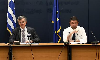 Τέλος η καθημερινή ενημέρωση από Τσιόδρα και Χαρδαλιά - Πώς θα γίνεται στο εξής