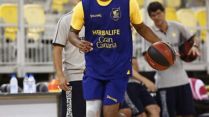 Θα κάνει τεστ για τον κορωνοϊό σύσσωμη η Γκραν Κανάρια των Μπουρούση και Κατσικάρη