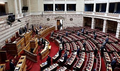 Υπερψηφίστηκε το ν/σ για τη «Βελτίωση της μεταναστευτικής νομοθεσίας»
