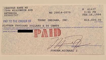 Σε δημοπρασία επιταγή 15 χιλ. δολαρίων του Τζόρνταν σε καζίνο του Τραμπ