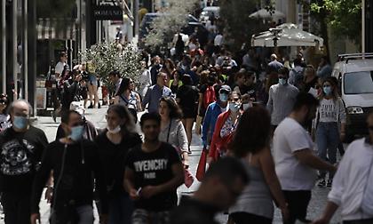 Ουρές στα καταστήματα την πρώτη μέρα επαναλειτουργίας τους μετά την καραντίνα (pics/vid)