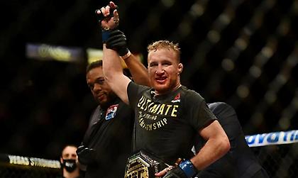 Μεγάλη έκπληξη στο UFC 249 – Ο Γκότζε... τσάκισε τον Φέργκιουσον