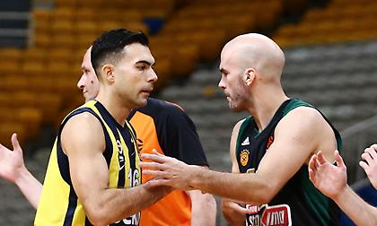 Ζέρβας: «Δύσκολο να πάει για Καλάθη ο Ολυμπιακός, πρώτος στόχος ο Σλούκας»