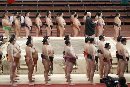 Πέθανε από κορωνοϊό 28χρονος αθλητής σούμο