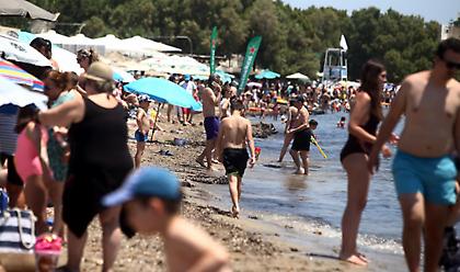 Αίτημα δημάρχων νοτίων προαστίων να ανοίξουν άμεσα οι πλαζ