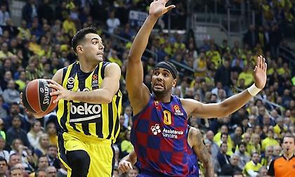 Ζέρβας: «Έχει γίνει επαφή με Ντιλέινι, αλλά δύσκολο να έρθει μαζί με Σλούκα»