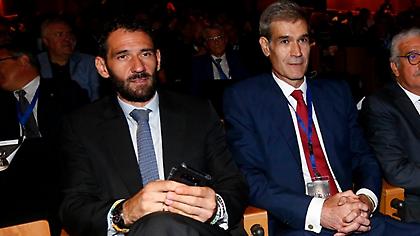 «Πόλεμος» λίγκας-ομοσπονδίας στην Ισπανία για τον αριθμό των ομάδων!