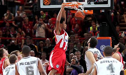 Ο συγκλονιστικός ημιτελικός του Ολυμπιακού με την Παρτίζαν το 2010 (video)