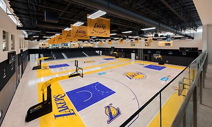 Ανοίγουν οι προπονητικές εγκαταστάσεις των Λέικερς