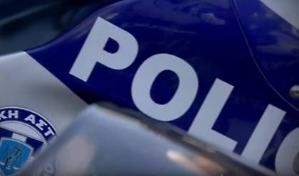 Άγριες συμπλοκές σε Βάρκιζα, Αργυρούπολη - Πέταξαν πέτρες σε λεωφορείο και αστυνομικούς