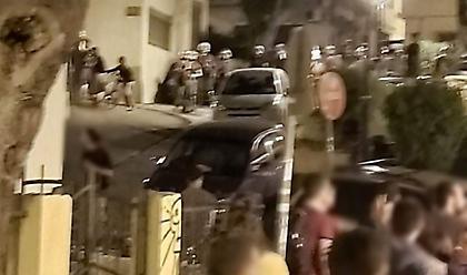 Θεσαλονίκη: Επέμβαση των ΜΑΤ για απομάκρυνση συγκεντρωμένων στην Άνω Πόλη (pics-vid)