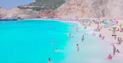 Χωρίς πλοίο και αεροπλάνο: Γιατί η Λευκάδα φέτος είναι ο ιδανικός προορισμός για το καλοκαίρι