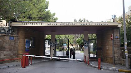 Κορωνοϊός: Στα 165 τα θύματα - Κατέληξε 67χρονη στο ΝΙΜΤΣ
