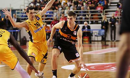 Λίποβι: «Ενδιαφέρεται η ΑΕΚ για μένα»