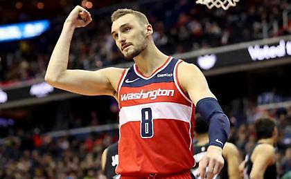 Η «πράσινη» λίστα: Δύο ψηλοί που «γκρεμίζουν» μπασκέτες και ο νέος Μάικ Τζέιμς