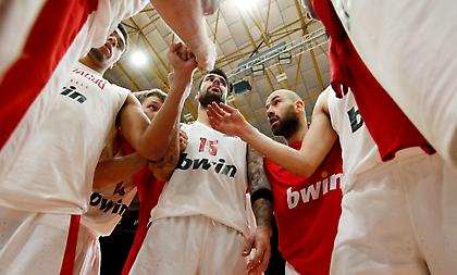 Ζέρβας: «Δεν υπάρχει συμφωνία για -30%, αλλά θα τα βρουν»