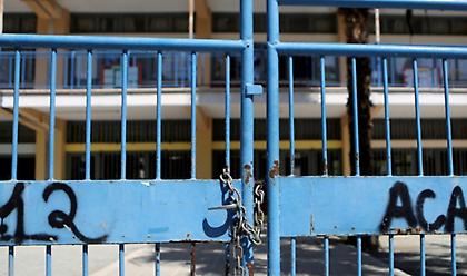 Επιχειρηματολογία Τσιόδρα: Γιατί πρέπει να ανοίξουν τα δημοτικά