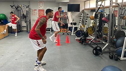 Από τη Βουλιαγμένη στο… ΣΕΦ οι παίκτες του Ολυμπιακού (pics)