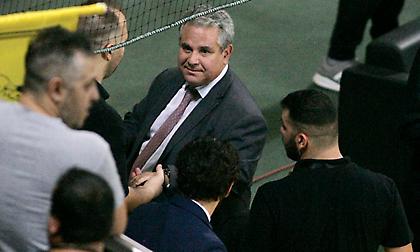 Απαντάει εάν θα δώσει τις μετοχές της ΚΑΕ Άρης ο Γουλιέλμος